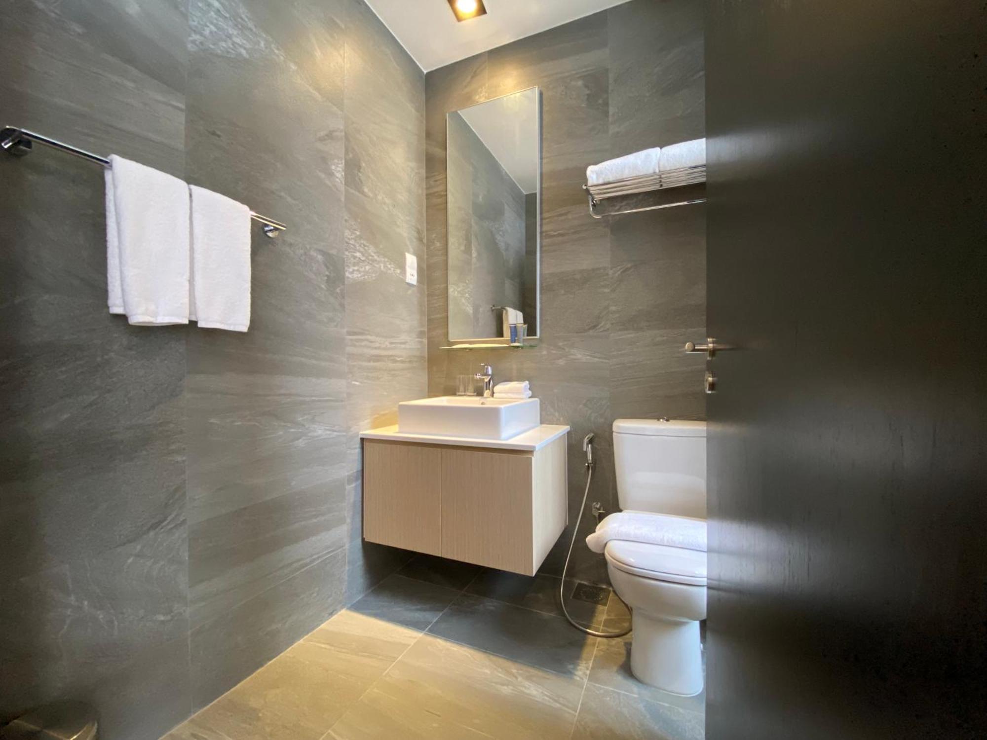 Momentus Serviced Residences Novena Singapur Exterior foto